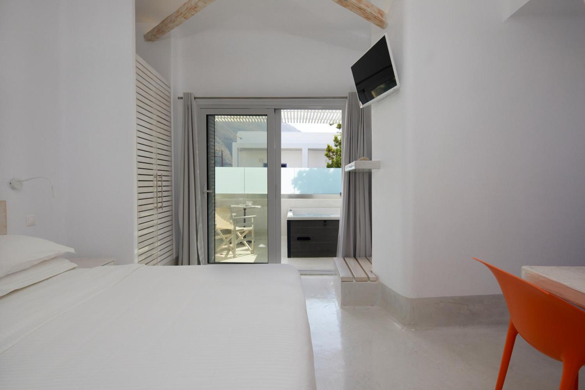 Kouros Village Hotel - Adults Only Perissa  Room photo